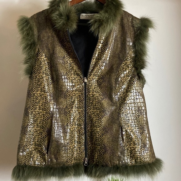 Host Pick 🎉Expopel  Fashion Inochi Fur Vest
💕 - Picture 1 of 12